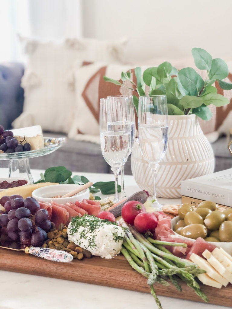 simple grazing table ideas
