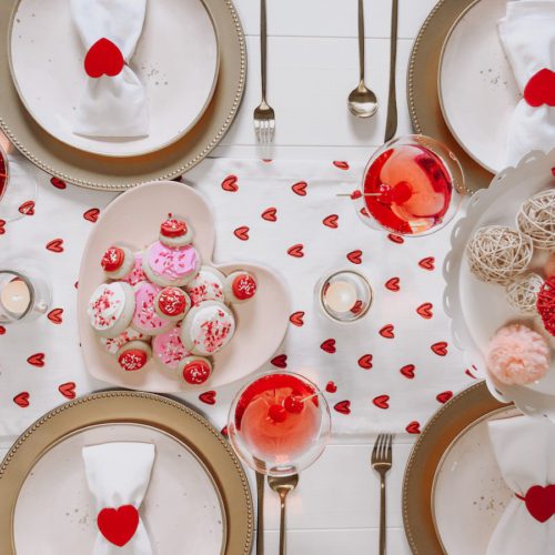 Love Conquers All with These Valentine Tablescape IDeas