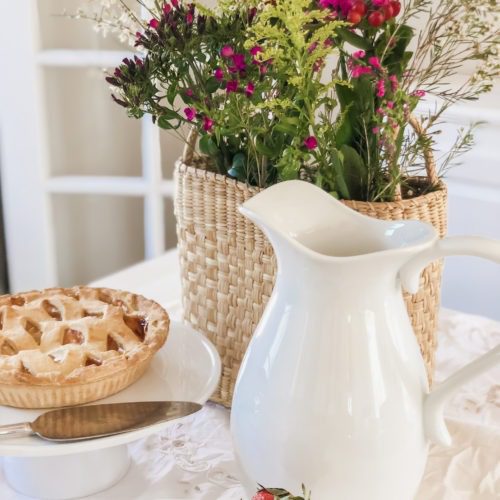 vintage table decor