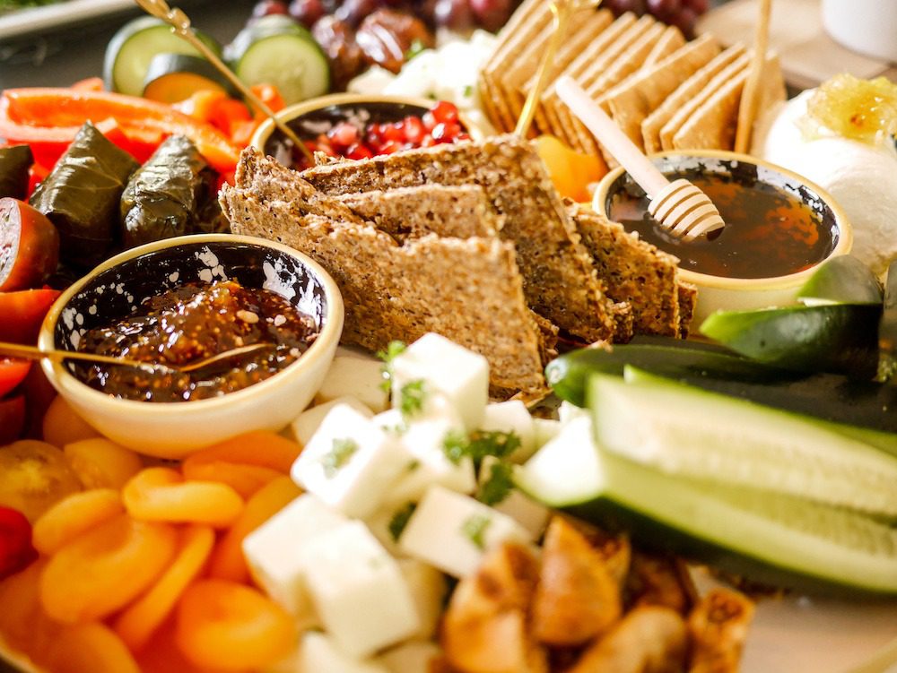 hummus meal ideas