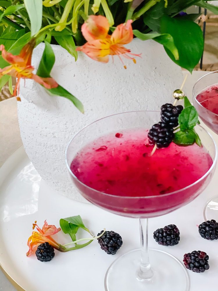 violet cocktail drinks