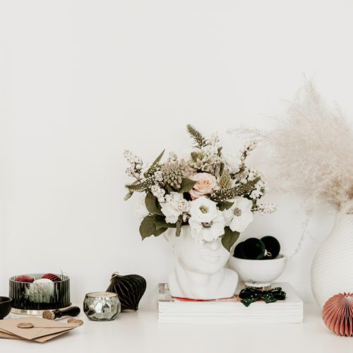25 Luxury Christmas Table Decorations From Amazon