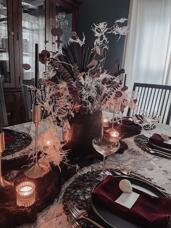 halloween tablescapes