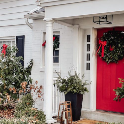 Classic and Simple Christmas Porch Decorations