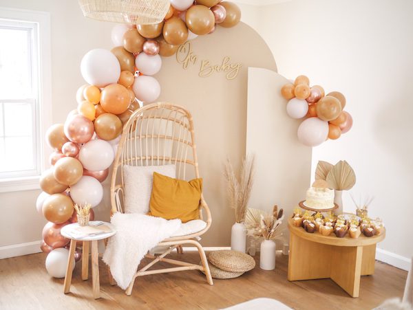 Neutral Baby Shower Decor The Mama-to-Be Will Love - Hostessology