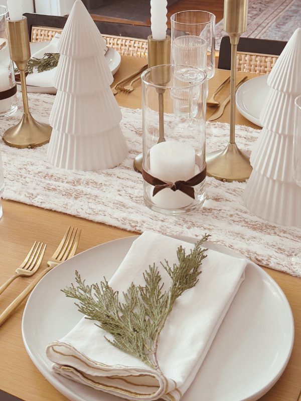 winter tablescapes