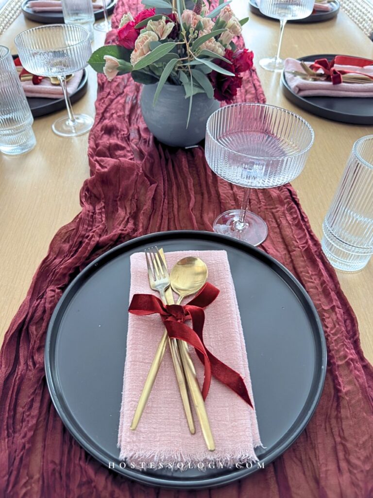 pink table