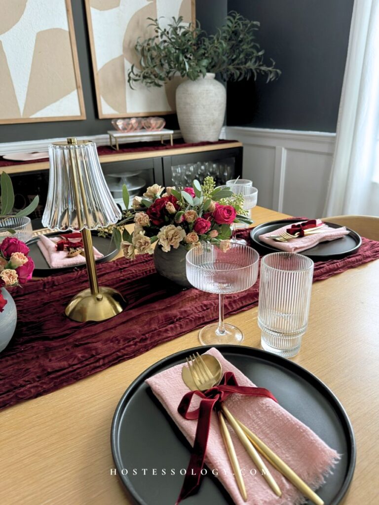 pink table runner